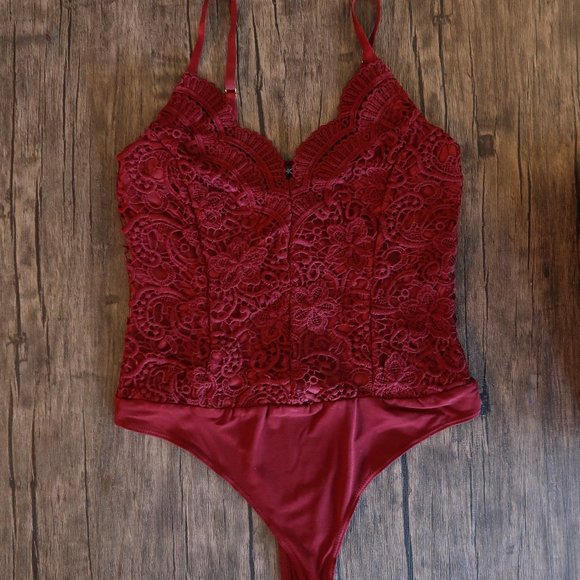 Burgundy Crochet Bodysuit - Picture 2 of 3